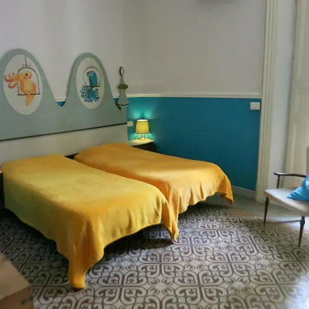 Maison Deco לינה וארוחת בוקר 3*