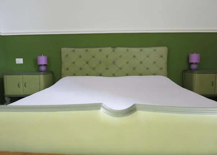 فندق مبيت وإفطار Maison Deco كاتانيا