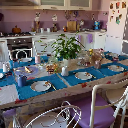 Bed & Breakfast Maison Deco