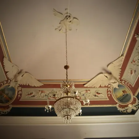 Bed & Breakfast Maison Decò 3*