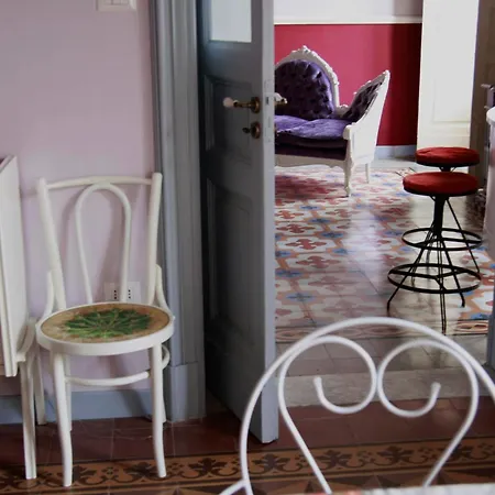 Bed & Breakfast Maison Deco Katánie