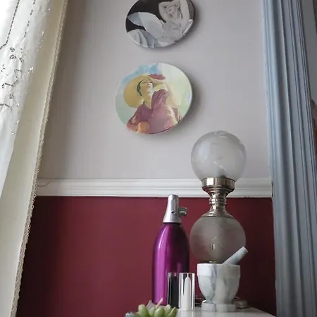 Maison Deco Oda ve Kahvaltı 3*