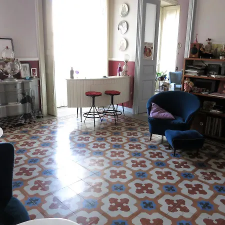 Maison Deco Bed & Breakfast