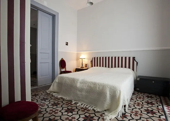 Nocleg ze śniadaniem Maison Deco 3*